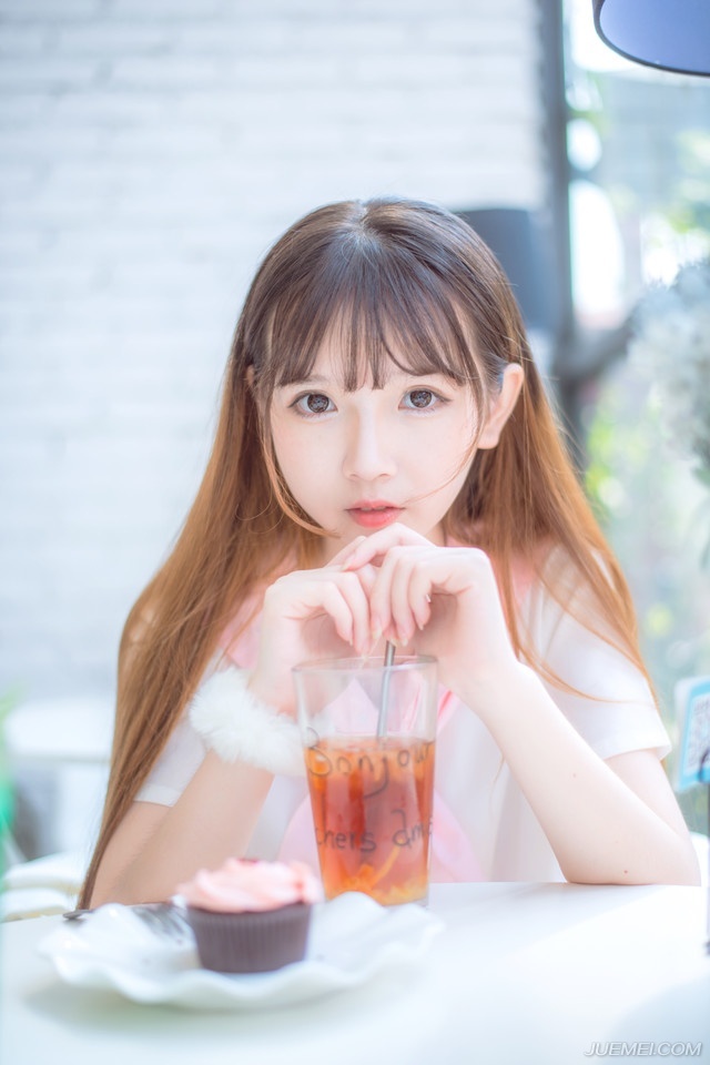 “报~”